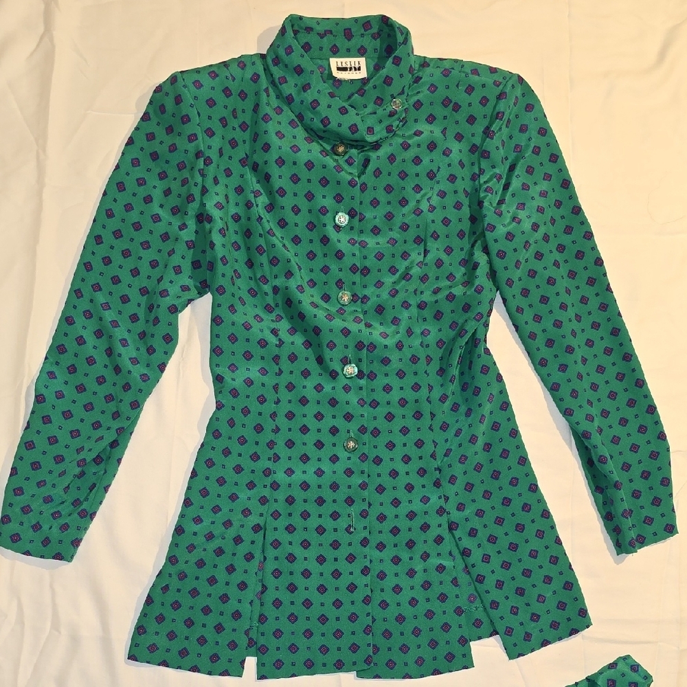 Leslie Fay Navy and Red Polka Dot Top